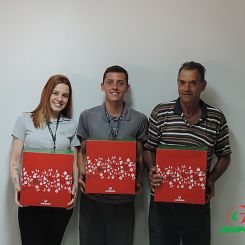 Cesta natalina entregue aos colaboradores.